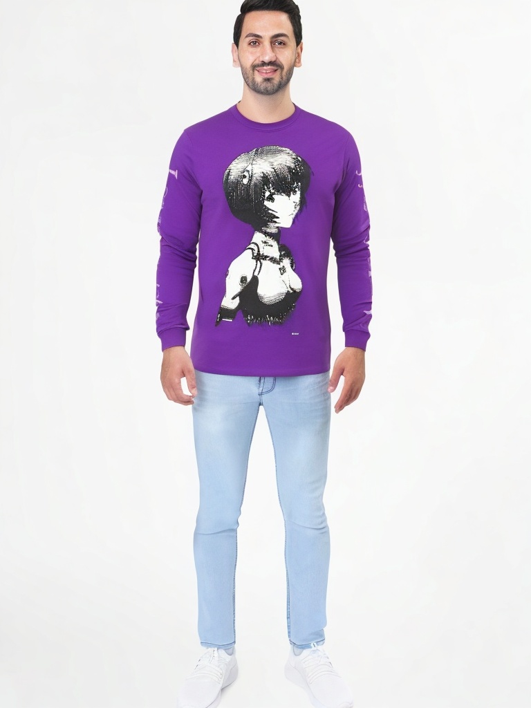 person_09_man_white_tshirt__garment_06_longsleeve_flagstuff.jpg