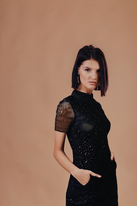 person_02_business_woman_cream__garment_05_gown_black_sequin.jpg