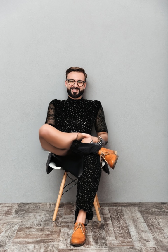 person_05_man_casual_sitting__garment_05_gown_black_sequin.jpg