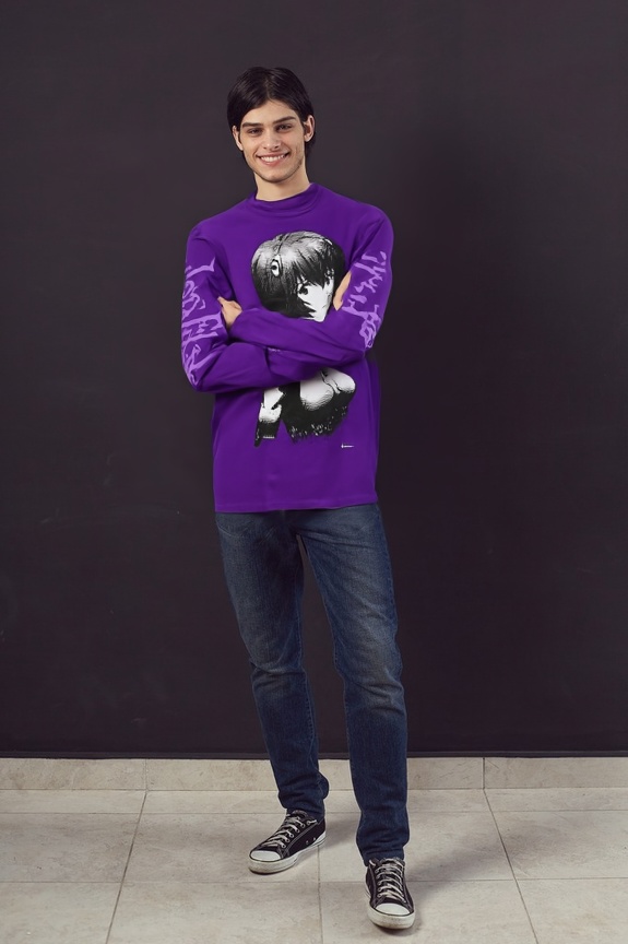 person_07_handsome_young_man__garment_06_longsleeve_flagstuff.jpg