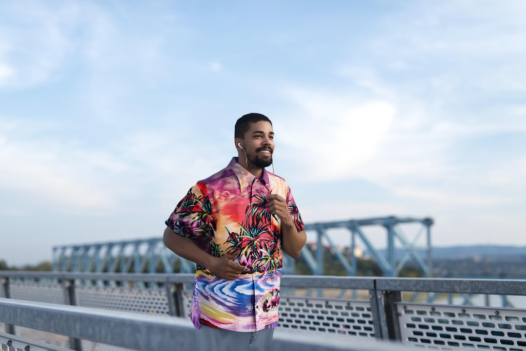 person_01_athlete_running__garment_03_shirt_dolce.jpg