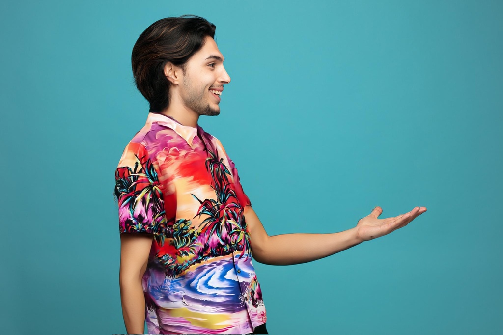 person_08_man_profile_blue_bg__garment_03_shirt_dolce.jpg