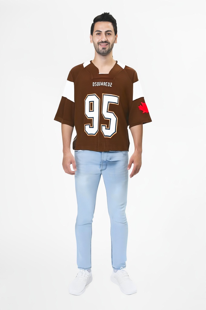 person_09_man_white_tshirt__garment_07_jersey_dsquared.jpg