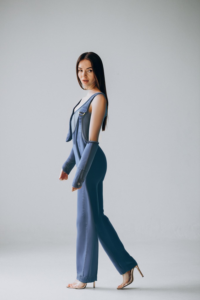 person_10_woman_model__garment_02_dungaree_denim.jpg
