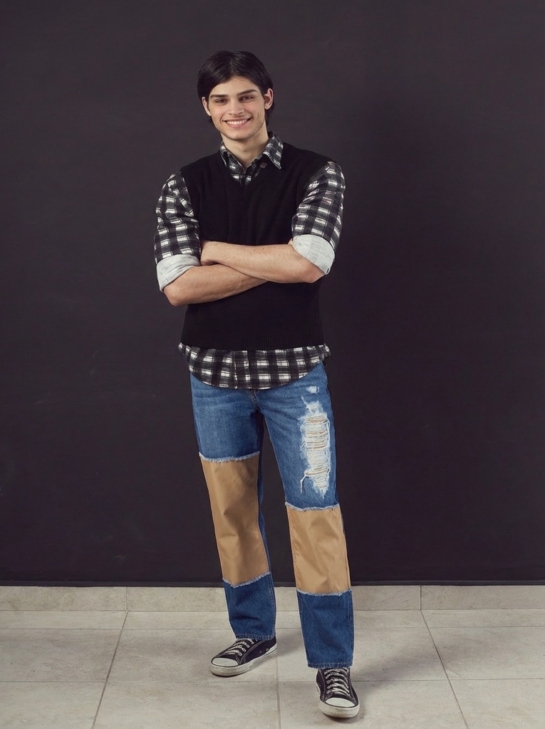 person_07_handsome_young_man__garment_11_jeans_patchwork.jpg