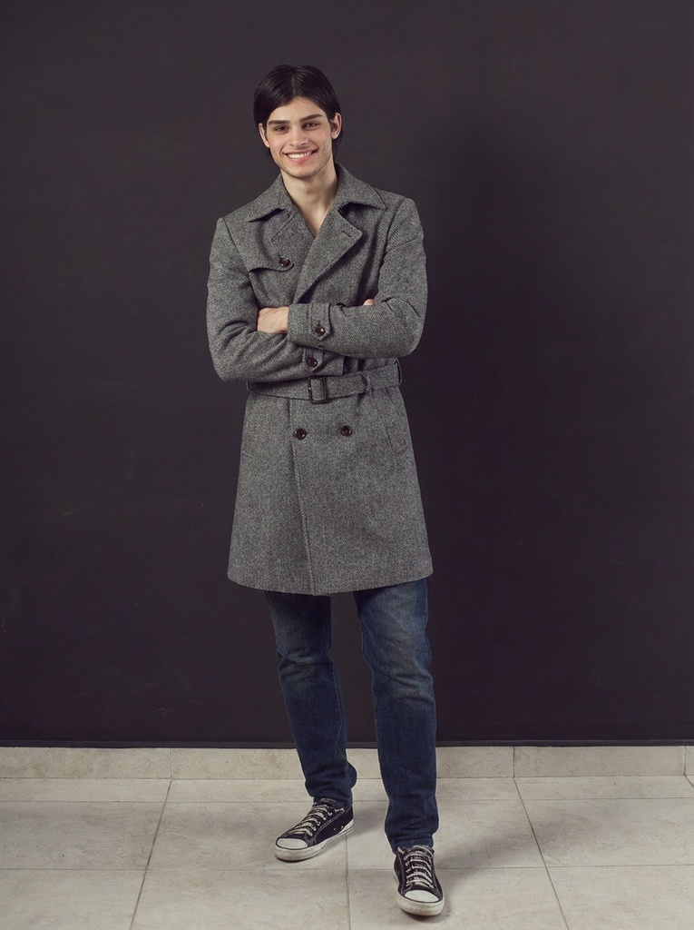 person_07_handsome_young_man__garment_15_overcoat_woolen.jpg