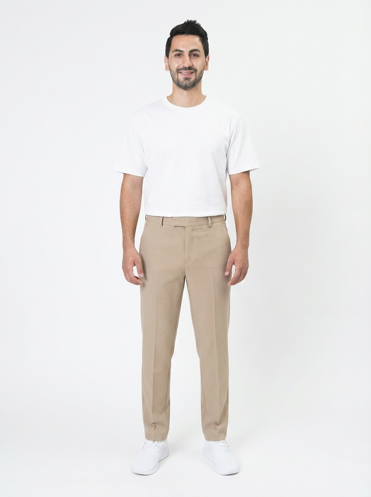 person_09_man_white_tshirt__garment_01_pants_beige.jpg