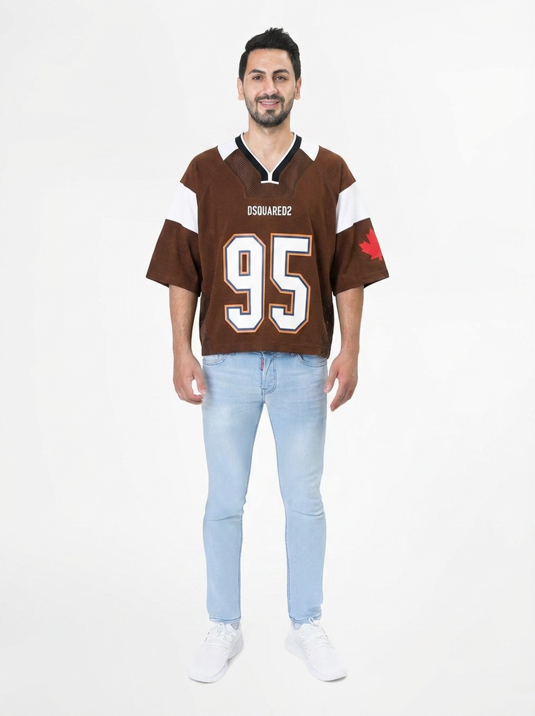 person_09_man_white_tshirt__garment_07_jersey_dsquared.jpg