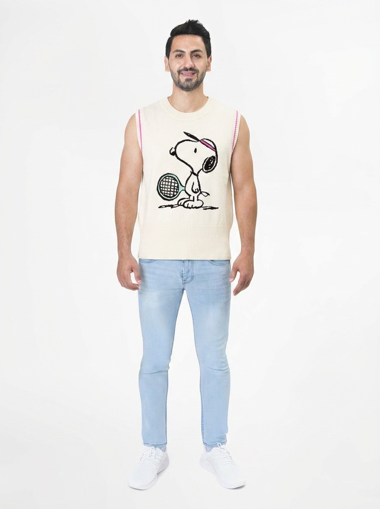 person_09_man_white_tshirt__garment_09_vest_snoopy_tennis.jpg