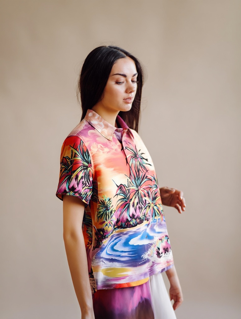 person_04_fashion_portrait_woman__garment_03_shirt_dolce.jpg