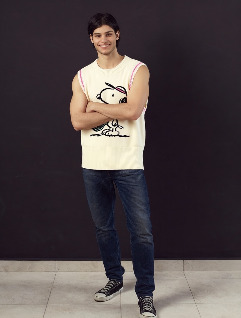 person_07_handsome_young_man__garment_09_vest_snoopy_tennis.jpg