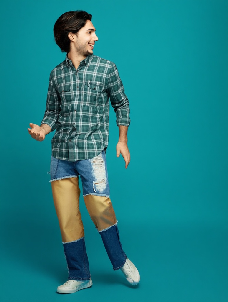 person_08_man_profile_blue_bg__garment_11_jeans_patchwork.jpg