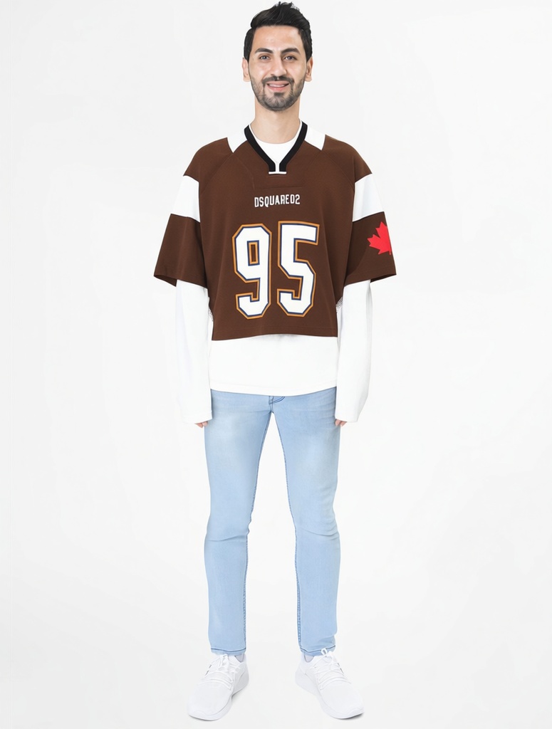 person_09_man_white_tshirt__garment_07_jersey_dsquared.jpg